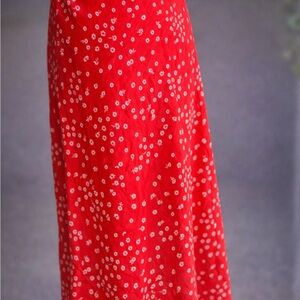 On 34th red/orange floral midi skirt - small
